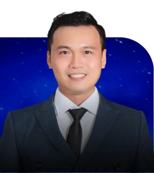 Giám đốc Hồ Ngọc Thoại
